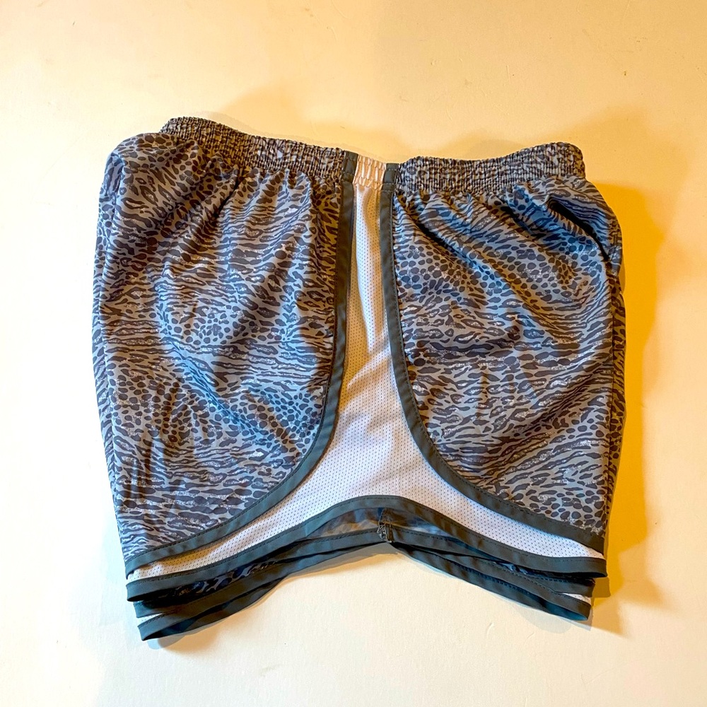 Womens Nike Dry Fit Running Shorts Medium